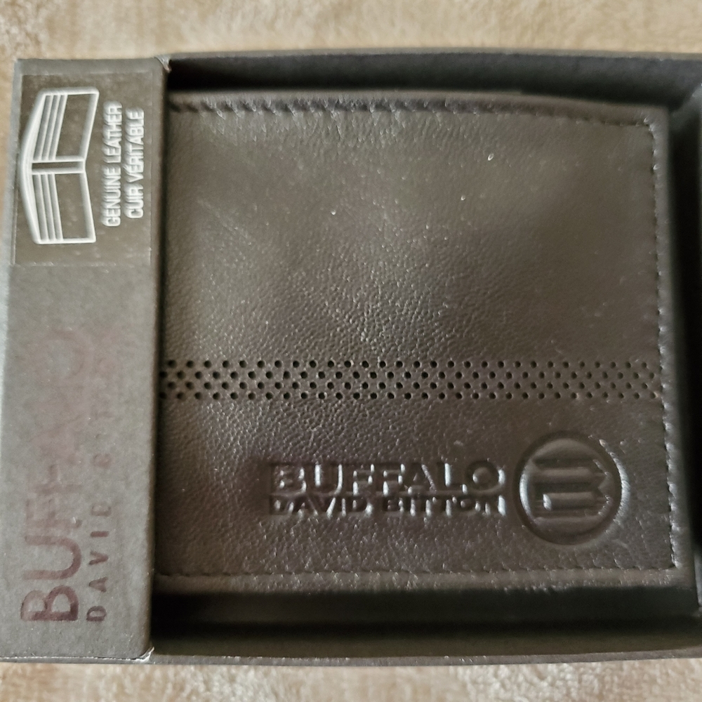 Buffalo David Bitton mens wallet